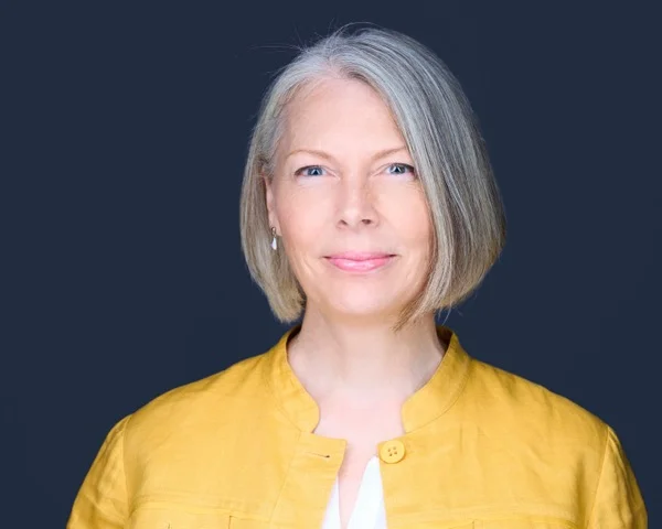 Professional corporate headshot example 1 - Malvern photography by Images by IBA